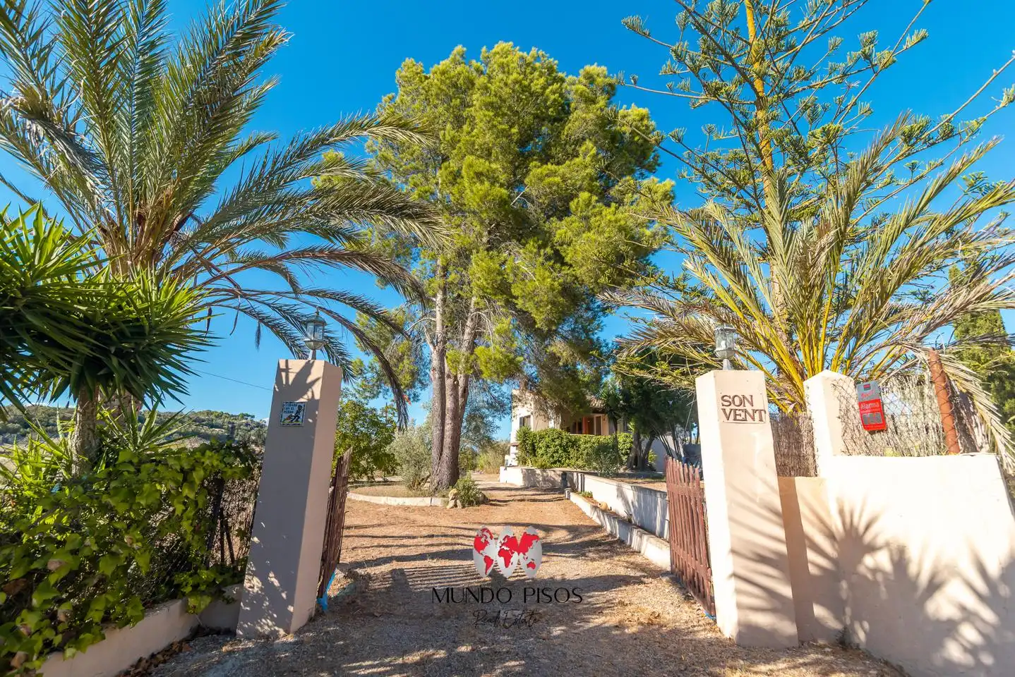 Vista exterior de Finca rústica en venta en Montuïri con Jardín privado, Terraza y Piscina