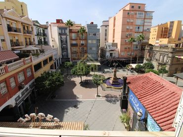 Pis amb ascensor de lloguer a Calle Real