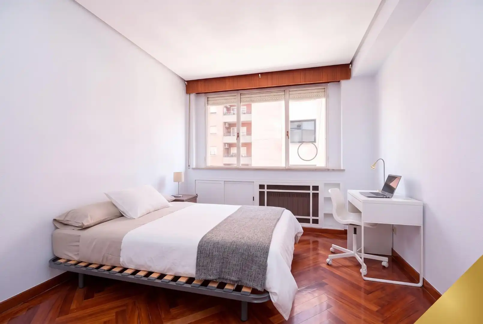 Flat with lift to rent in Calle de Guzmán El Bueno, imagen 11