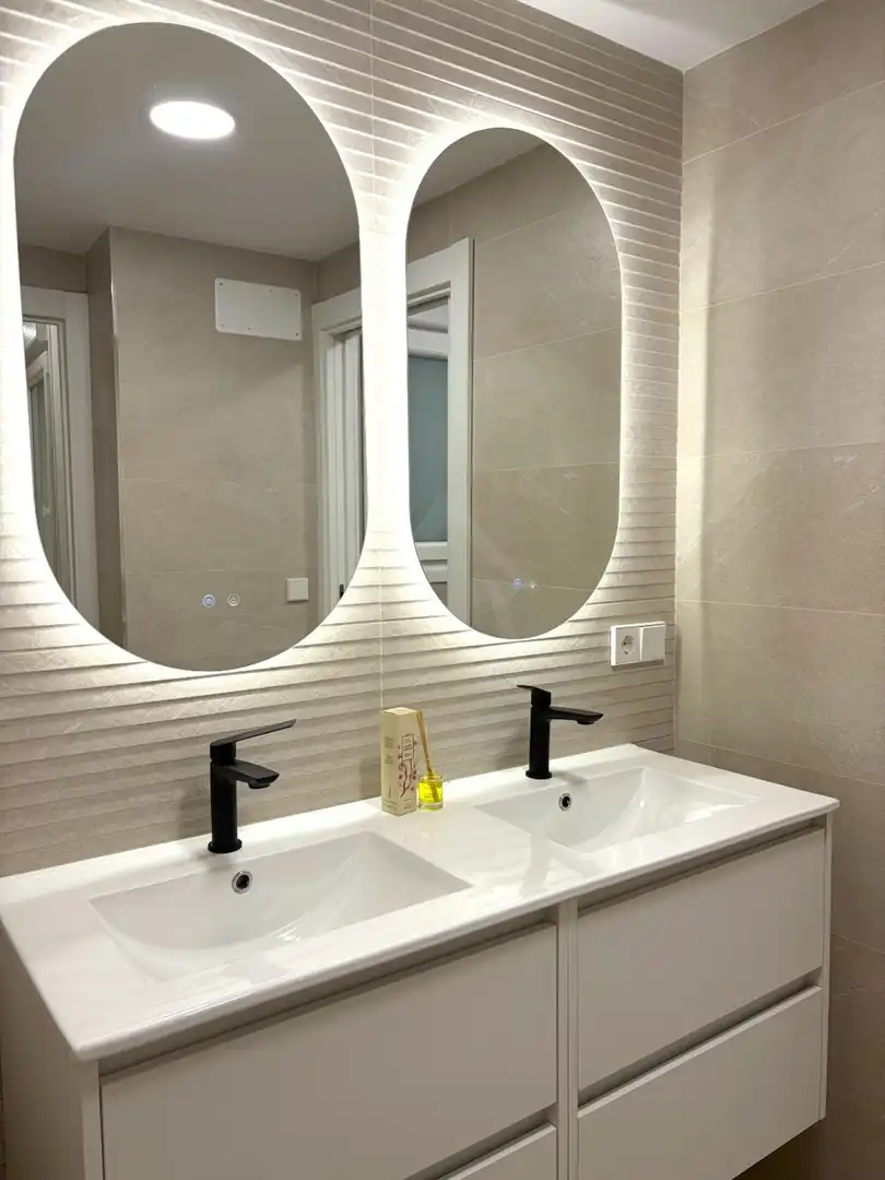 Bathroom of Flat for sale in  Logroño  with Heating and Parquet flooring