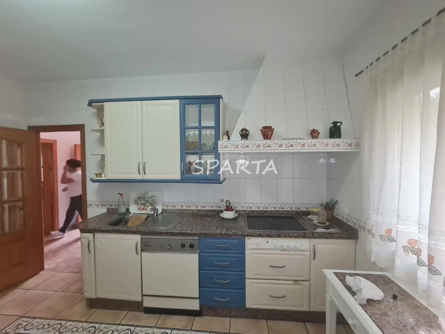Cuina de Casa o xalet en venda en Valencina de la Concepción amb Jardí privat i Forn