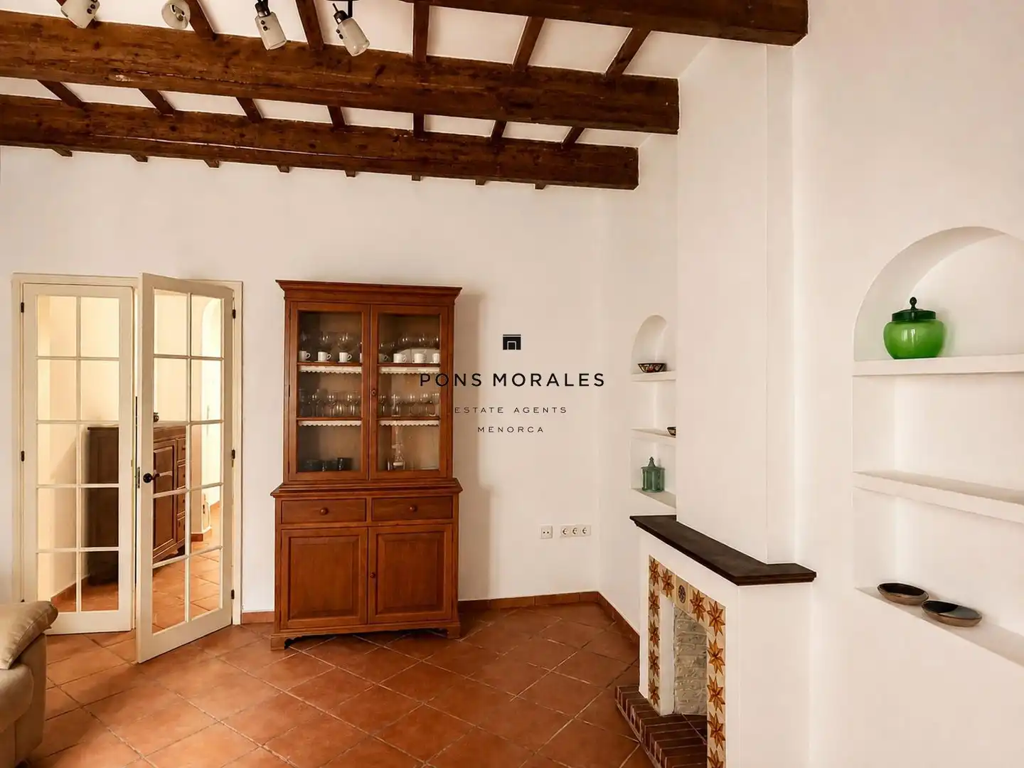 Sala d'estar de Casa o xalet en venda en Ciutadella de Menorca amb Terrassa, Balcó i Alarma