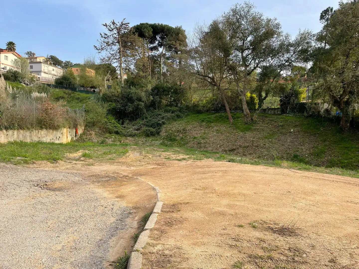 Terreny residencial en venda a Montbarbat, imagen 2