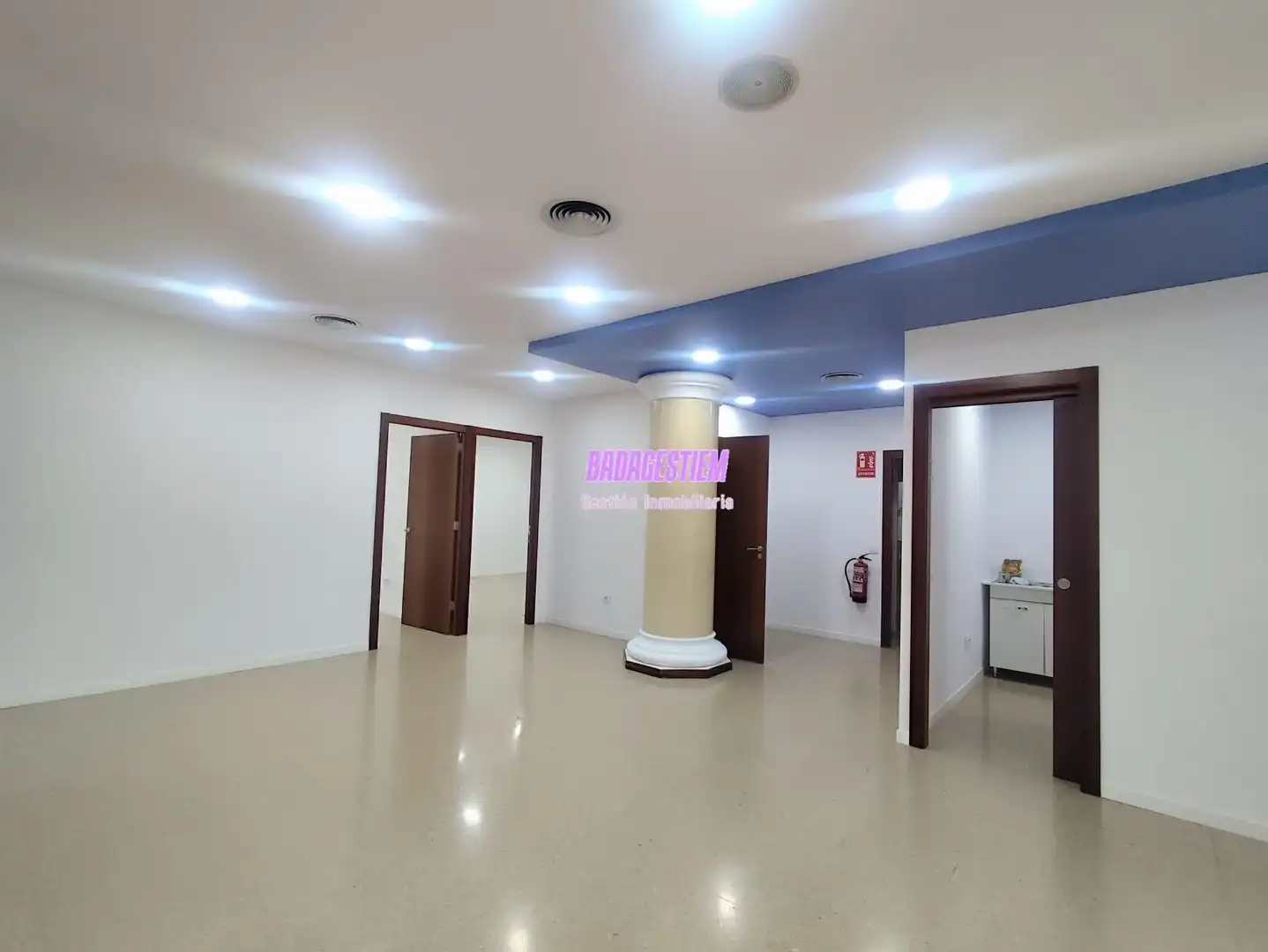 Local comercial en alquiler en Montigalà - Sant Crist, imagen 4