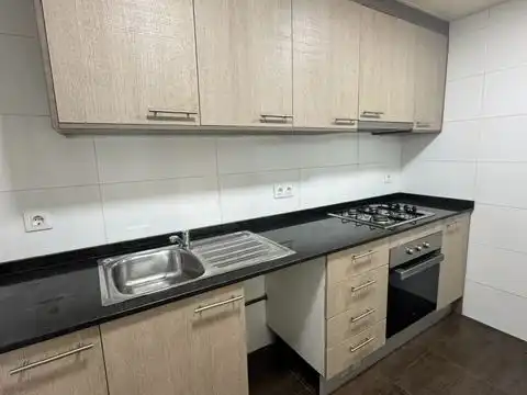 Küche von Wohnung zur Miete in Centre