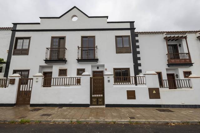 Casa-chalet en Venta en Libertad en Los Baldíos - Geneto - Guajara