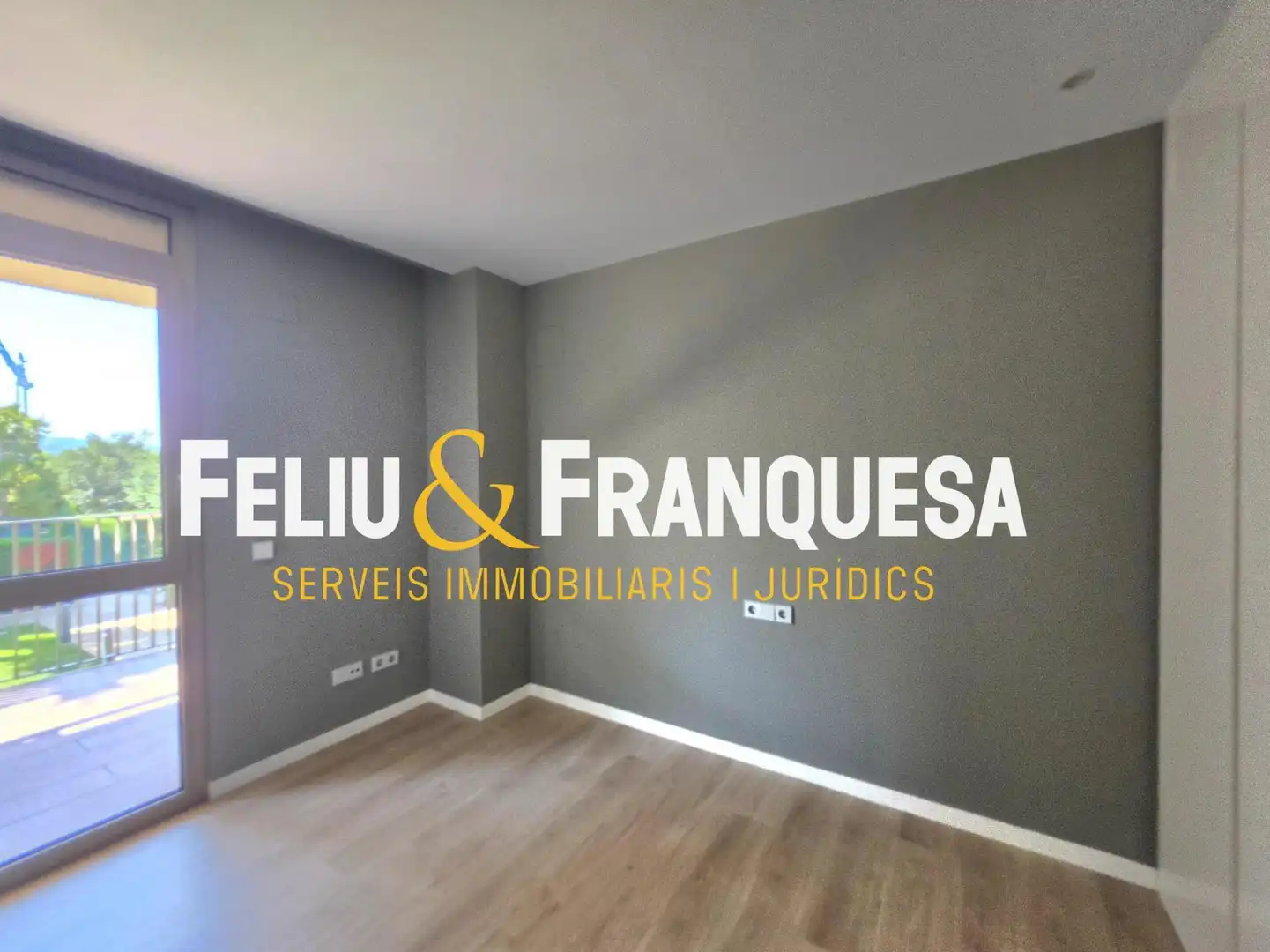 Piso en venta en Sant Cugat del Vallès con Calefacción, Jardín privado y Terraza