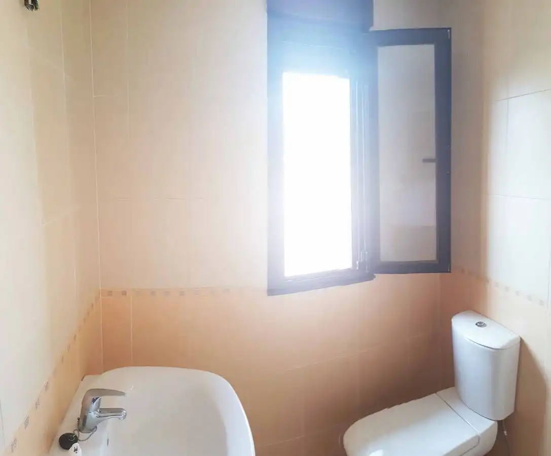 Badezimmer von Maisonette zur Miete in Medina de Rioseco mit Heizung, Balkon und Haustiere erlaubt