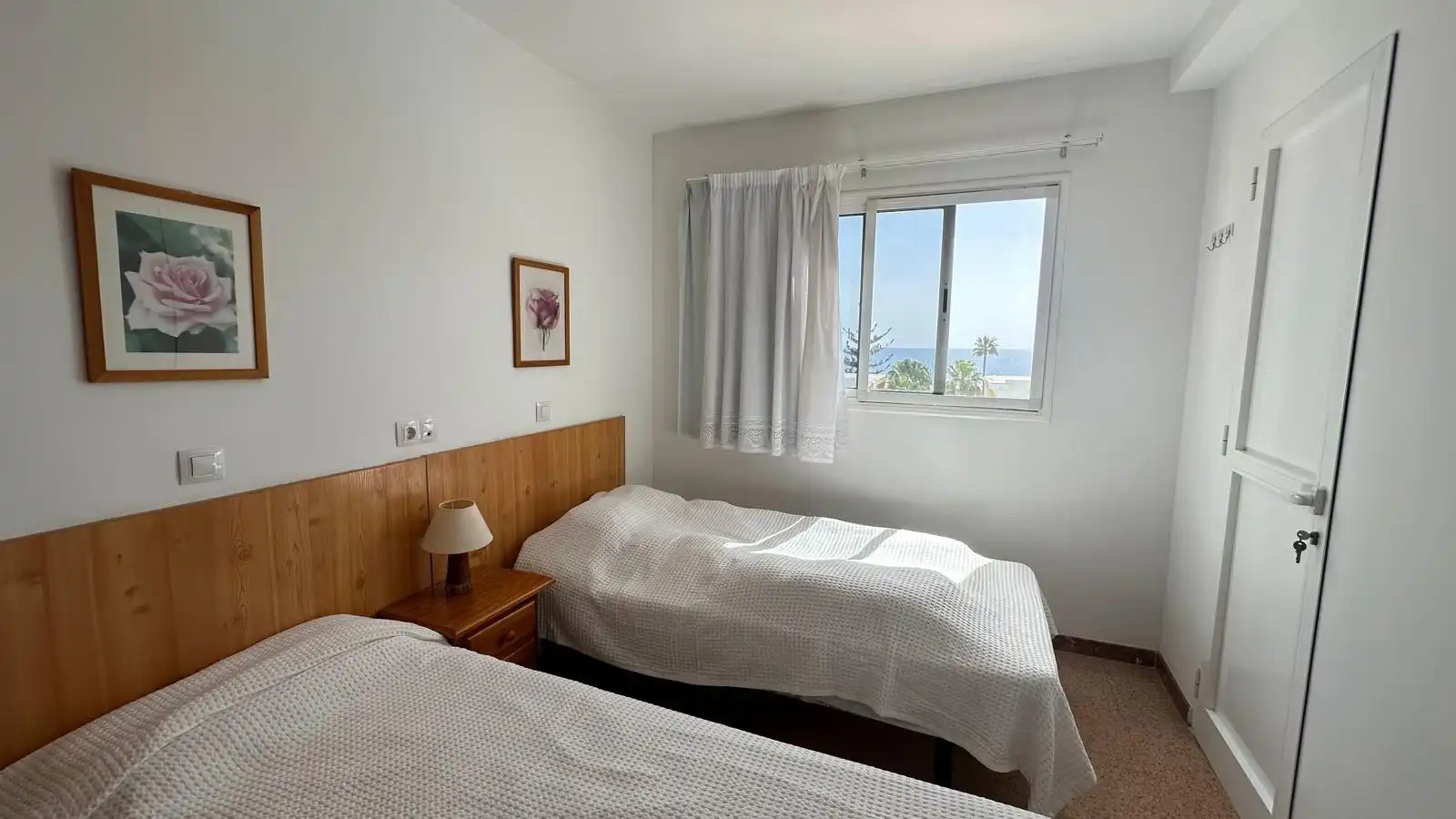 Habitación de Apartamento en venta en San Bartolomé de Tirajana con Amueblado, Balcón y Piscina comunitaria