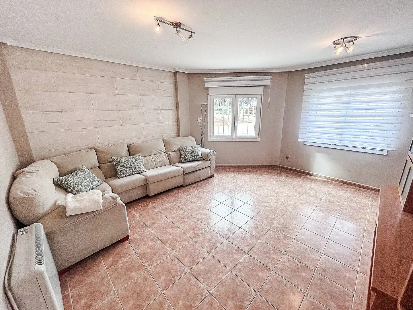 Duplex in vendita a El Pinós / Pinoso, imagen 4