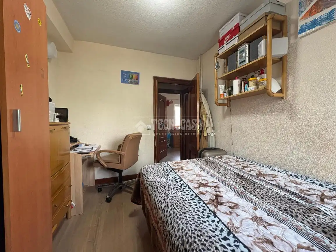 Dormitori de Pis en venda en Móstoles amb Aire condicionat, Calefacció i Terrassa