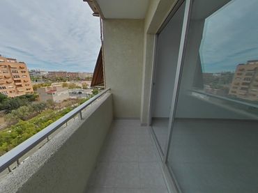 Pis amb piscina en venda a C/ Daoiz y Valverde