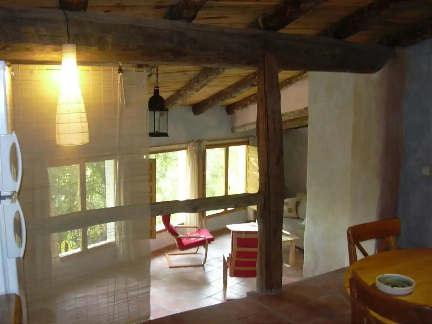 Sala d'estar de Finca rústica en venda en Yeste amb Jardí privat, Traster i Piscina