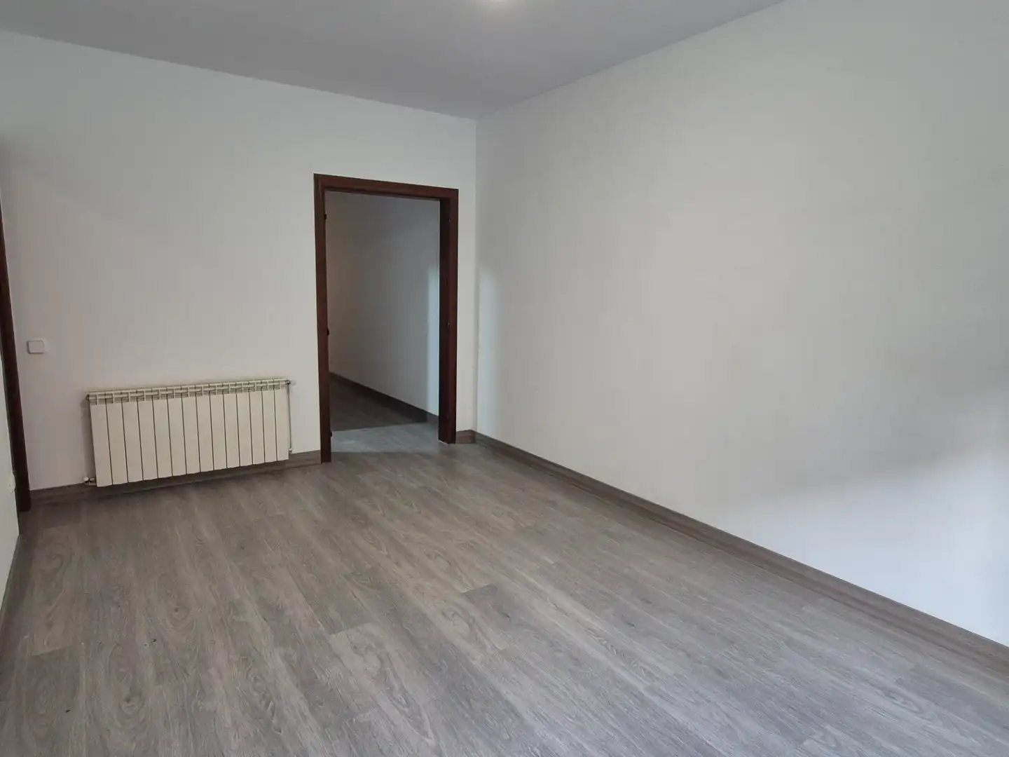 Piso en venta en Manresa con Calefacción, Parquet y Horno