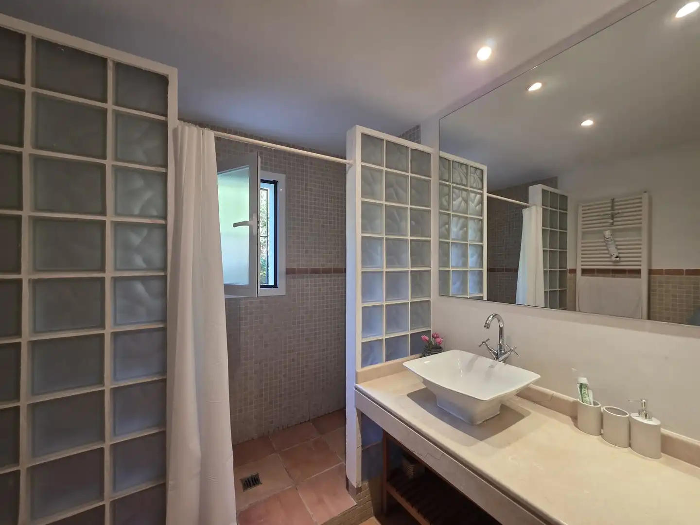 Baño de Finca rústica en venta en Campos con Aire acondicionado, Calefacción y Piscina