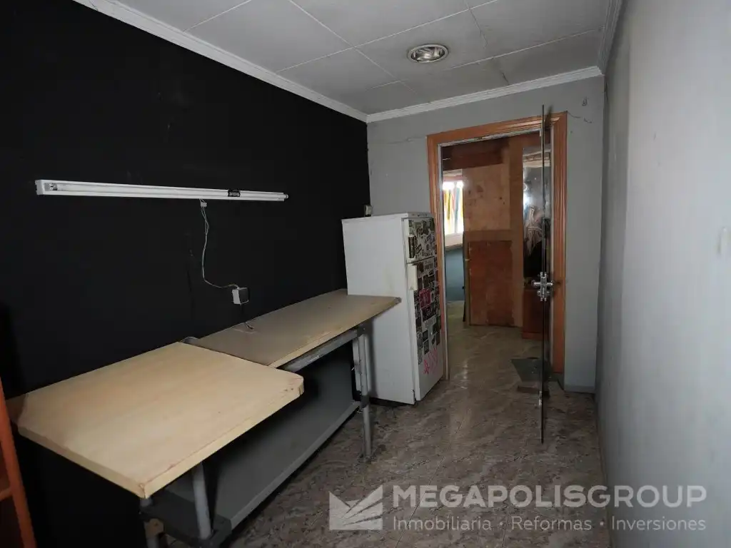 Nave industrial in vendita a Calle Josep Finestres, imagen 47