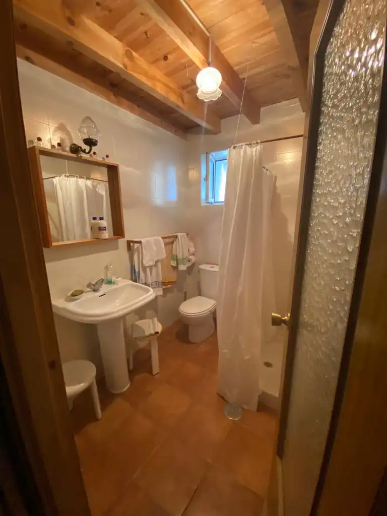 Baño de Casa o chalet en venta en Algadefe con Calefacción, Trastero y Amueblado