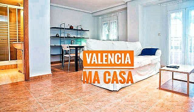 Habitación de Piso de alquiler en  Valencia Capital con Aire acondicionado, Calefacción y Amueblado