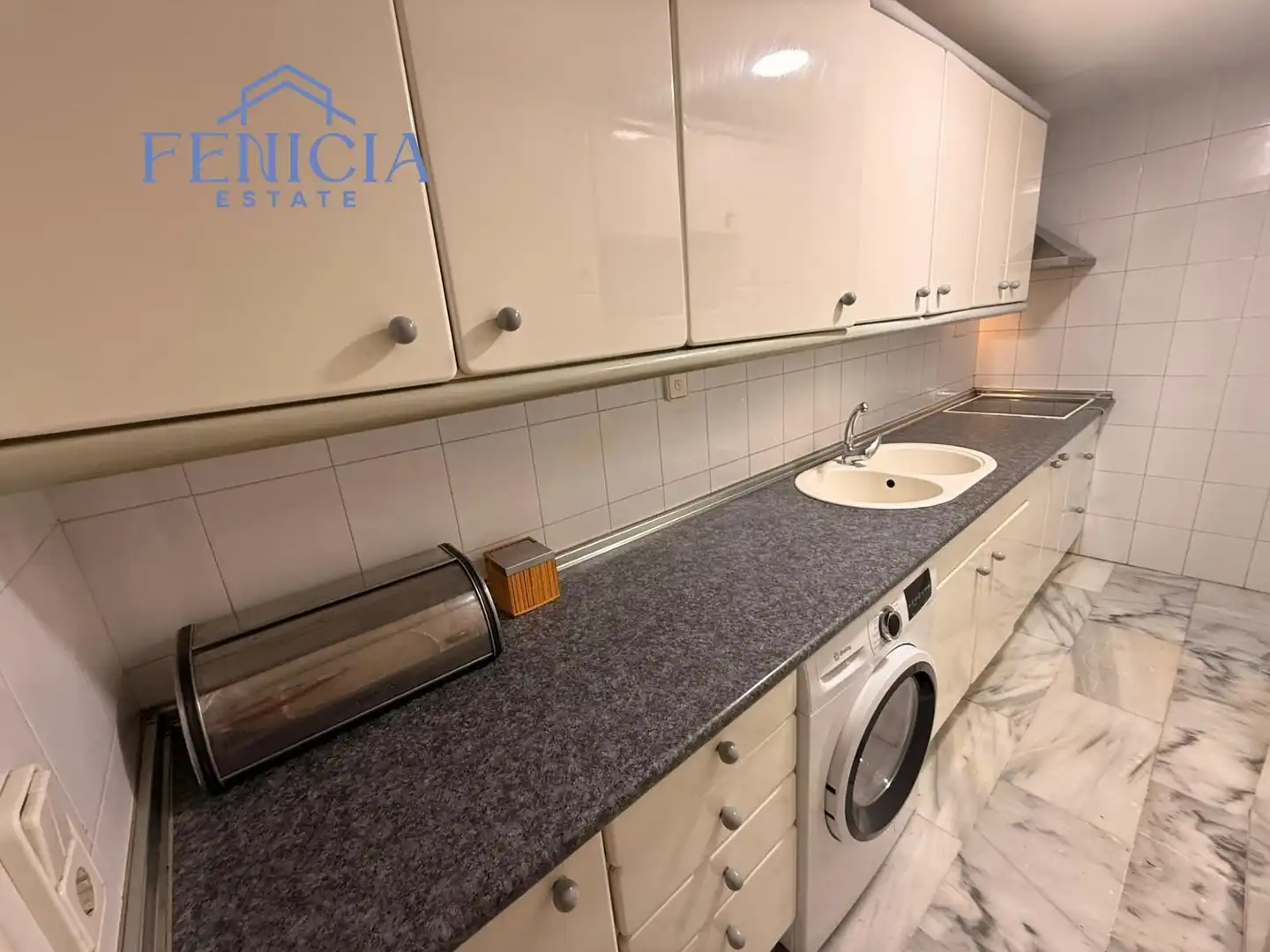 Kitchen of Flat for sale in Almuñécar  with Terrace