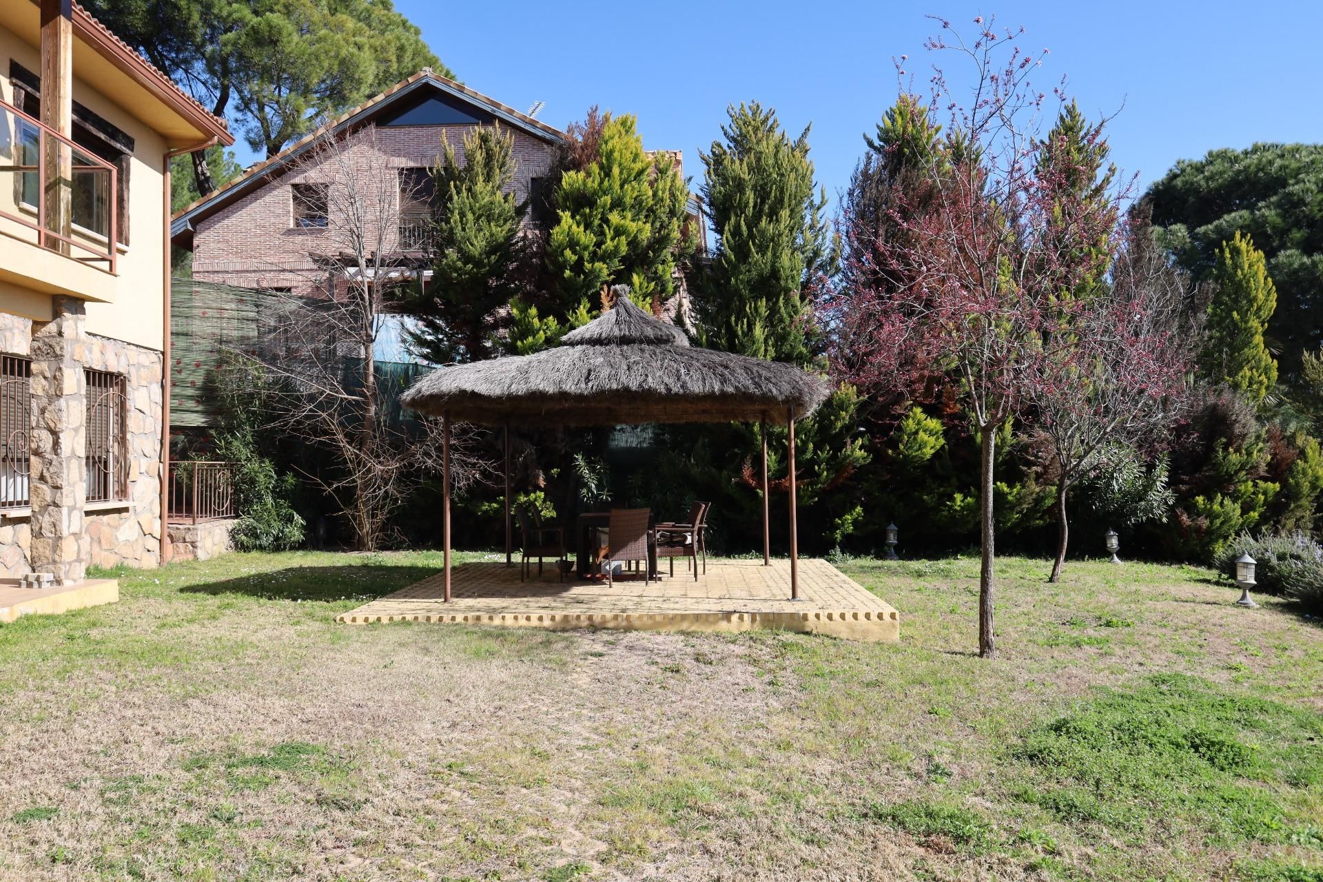Jardín de Casa o chalet en venta en Pelayos de la Presa con Jardín privado, Terraza y Piscina