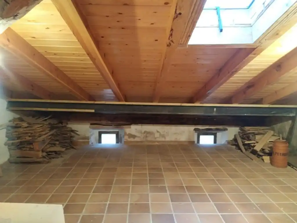 Casa adosada en venda en Pineda de la Sierra amb Calefacció