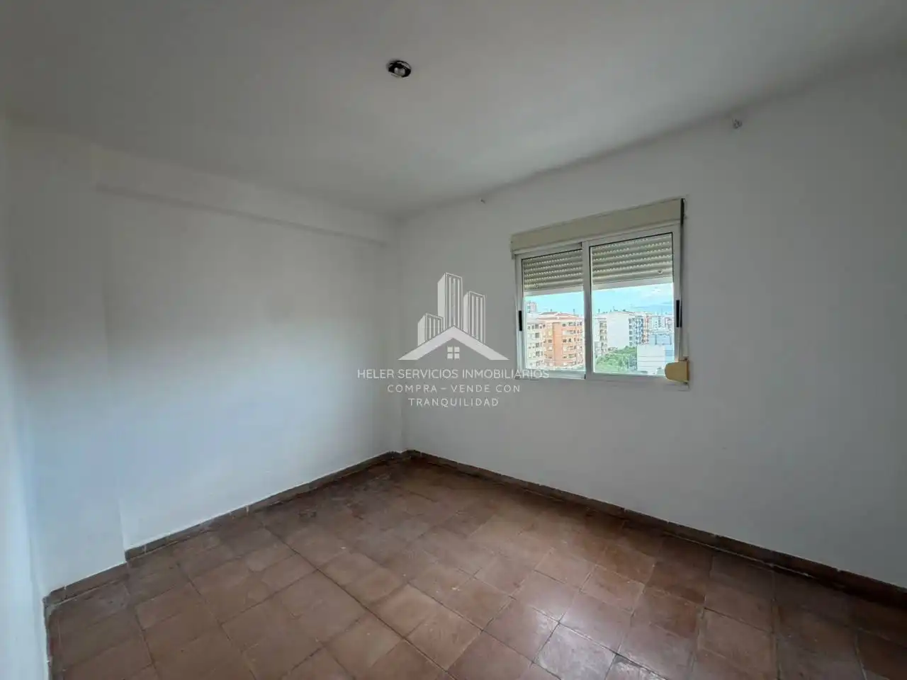 Schlafzimmer von Wohnung zum Verkauf in Castellón de la Plana / Castelló de la Plana mit Balkon