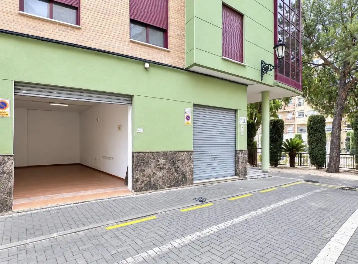 Individual en venta en Calle del Cardenal Desprades