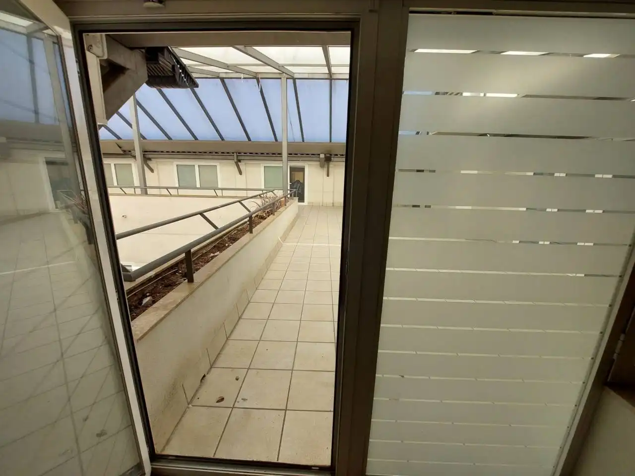 Local comercial en venda a Ponent - Set Camins, imagen 2