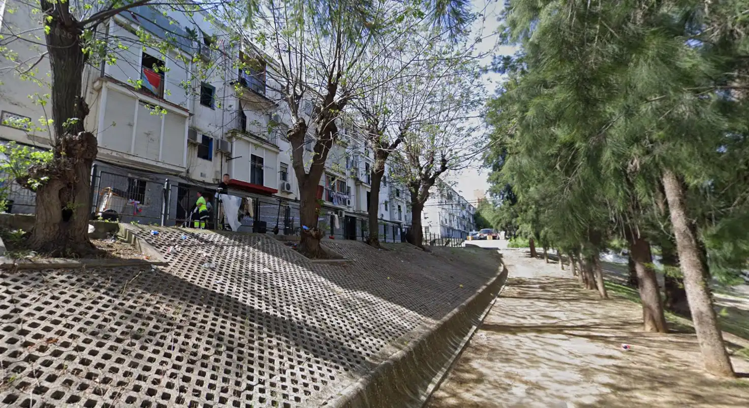 Vista exterior de Casa o xalet en venda en San Juan de Aznalfarache
