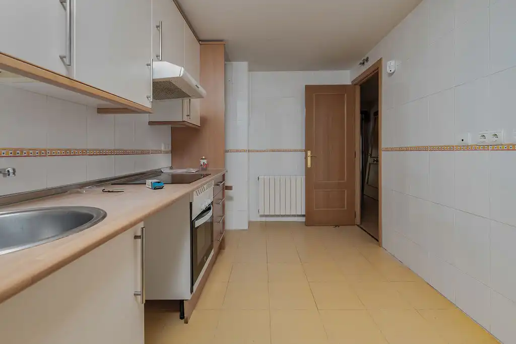 Cocina de Piso en venta en Pinto con Calefacción, Trastero y Piscina