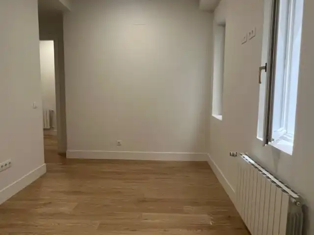 Piso en venta en Santander con Calefacción y Balcón