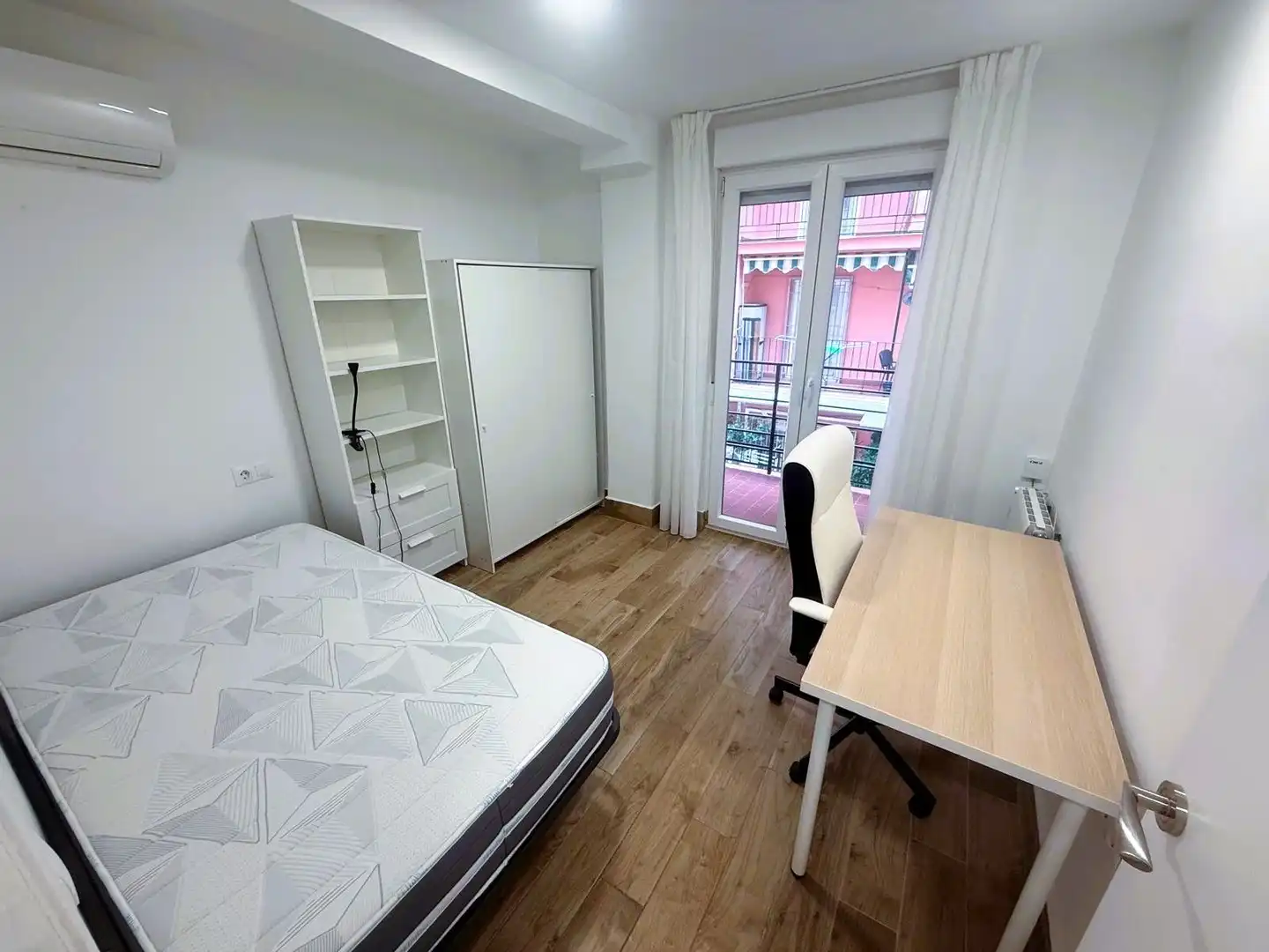 Bedroom of Flat for rent in Ronda