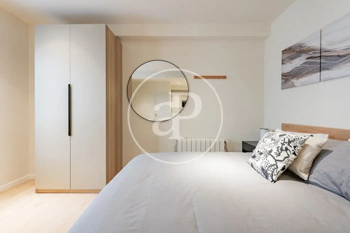Bedroom of Flat for sale in Madrid  with Air Conditioner, Heating and Storage room