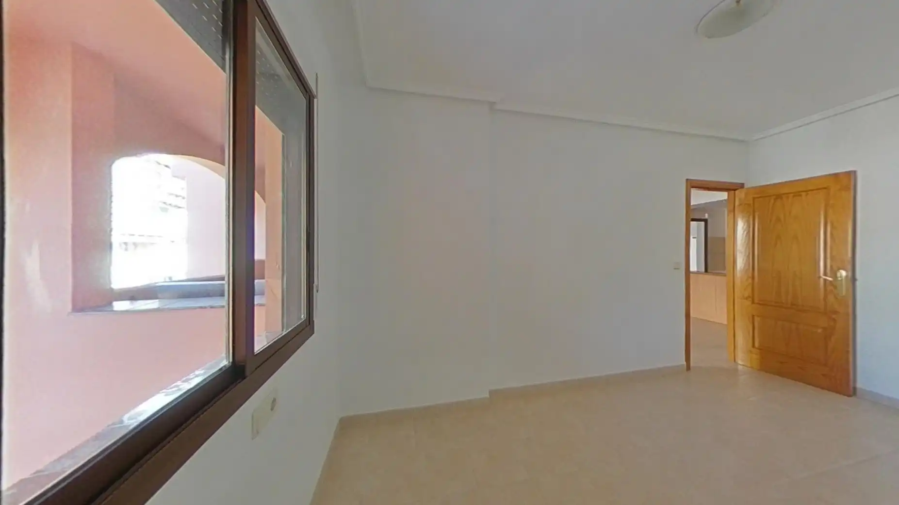 Piso en venta en Torrevieja con Piscina