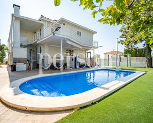Exterior view of House or chalet to rent in El Puig de Santa Maria  with Air Conditioner, Private garden and Terrace