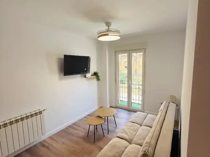 Wohnzimmer von Wohnung zur Miete in Zaragoza mit Parkett, Möbliert und Balkon