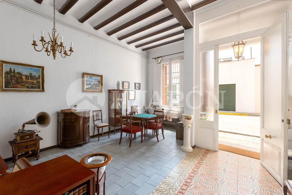 House or chalet for sale in El Masnou  with Air Conditioner, Heating and Terrace