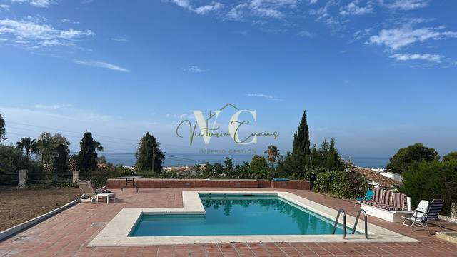 Casa-chalet en Alquiler en Caleta de Vélez