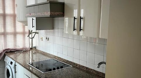 Photo 4 of Flat to rent in Calle Doctor Serás, El Torrejón - El Cerezo,  Sevilla Capital