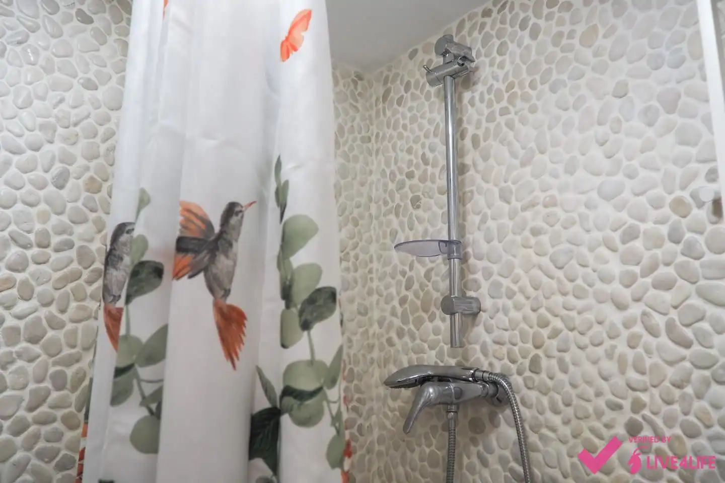 Bathroom of Study for rent in Sevilla