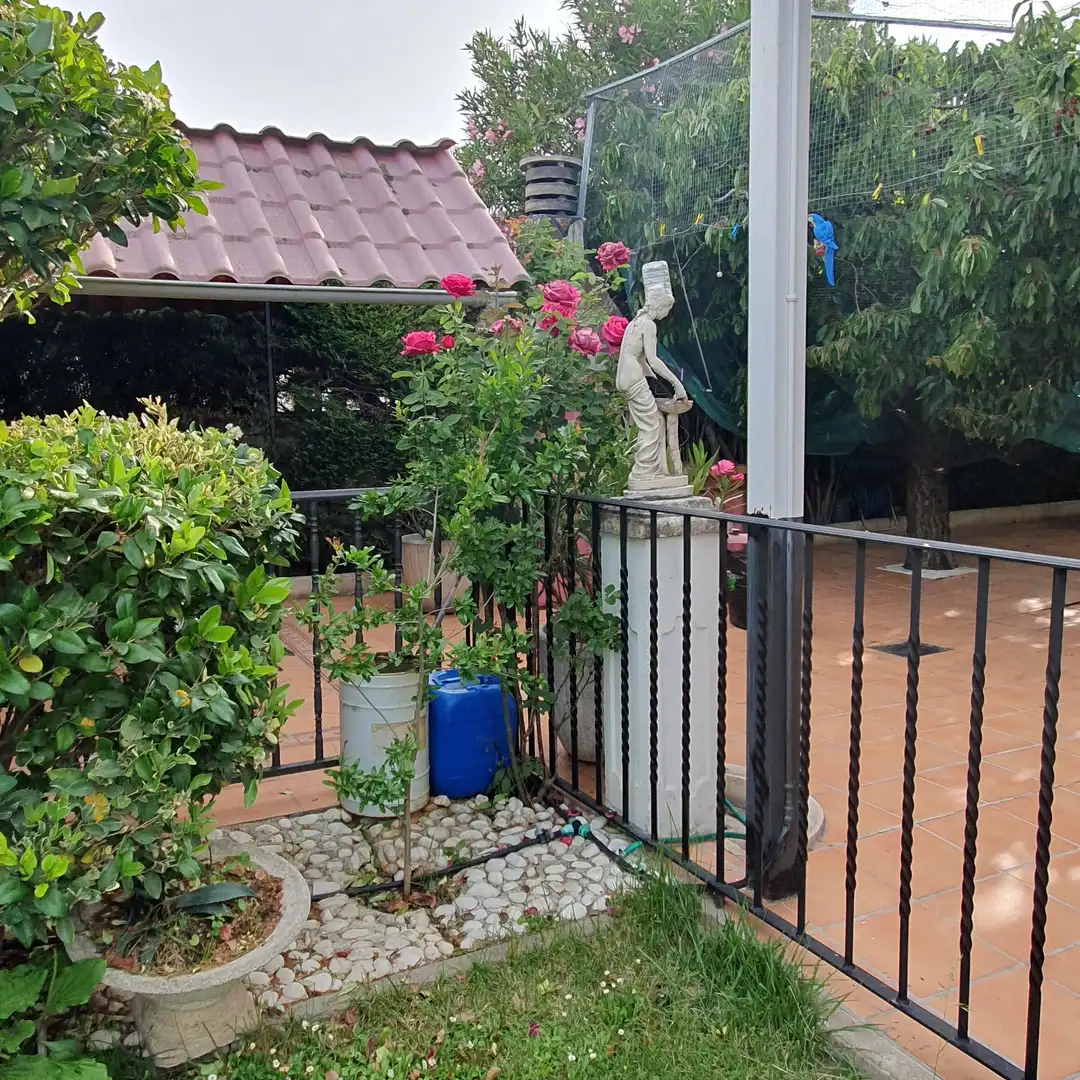 Terraza de Casa o chalet en venta en Cubillas de Santa Marta con Calefacción, Jardín privado y Parquet