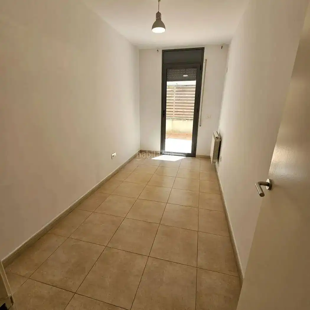 Piso en venta en Cassà de la Selva con Aire acondicionado, Calefacción y Trastero