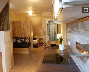 Bedroom of Flat to rent in  Barcelona Capital  with Air Conditioner, Heating and Furnished