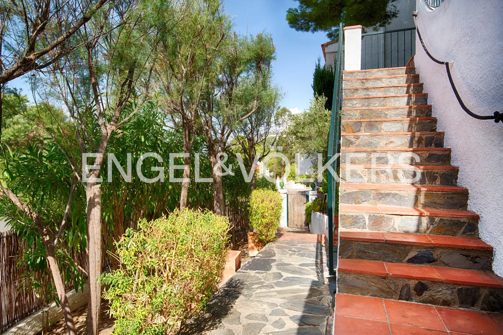 Vista exterior de Casa o chalet en venta en Roses con Jardín privado, Terraza y Amueblado