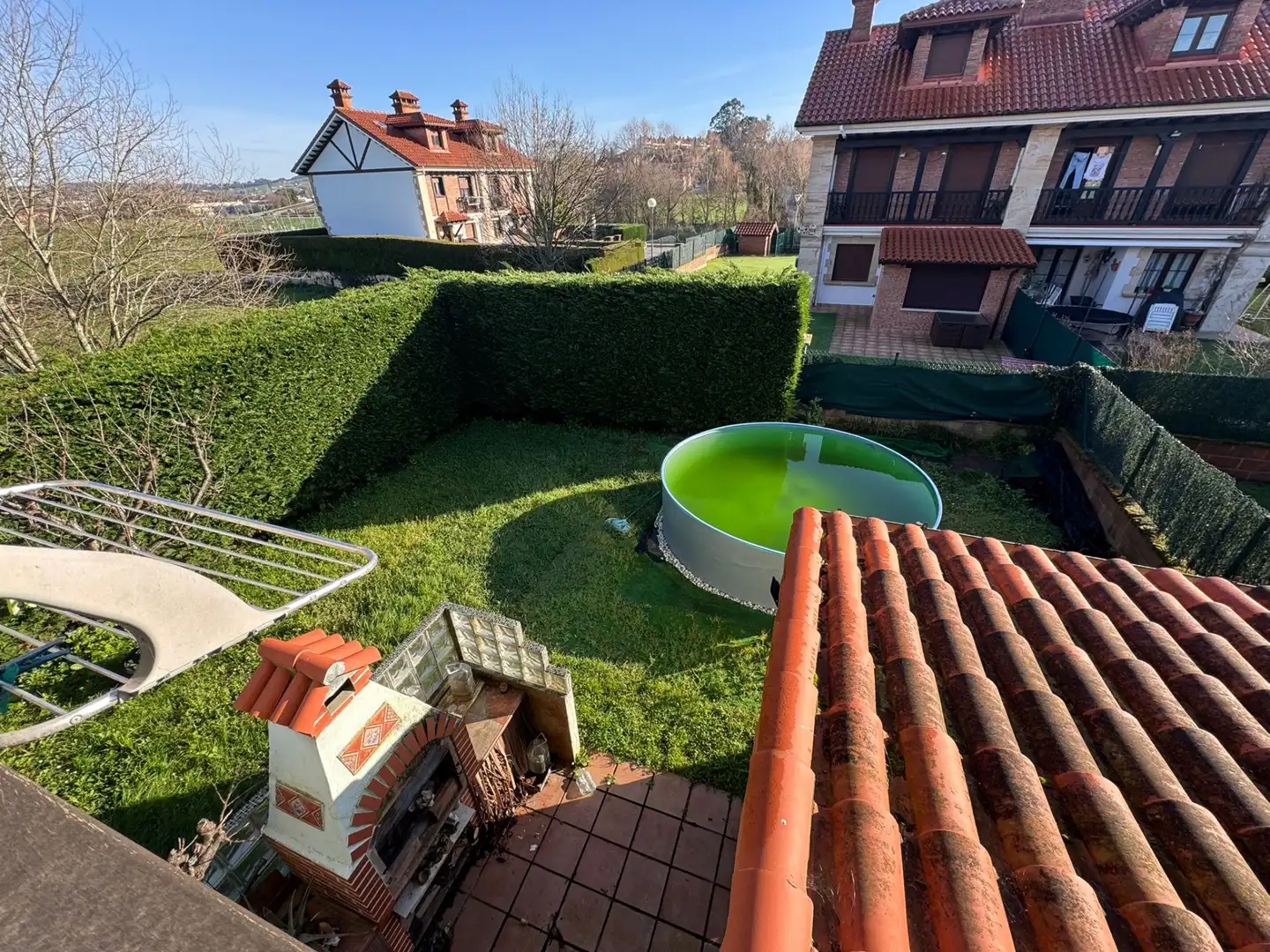 Garten von Einfamilien-Reihenhaus zum Verkauf in Polanco mit Heizung, Privatgarten und Terrasse