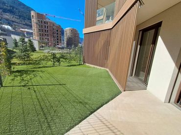 Pis amb jardí en venda a Centro
