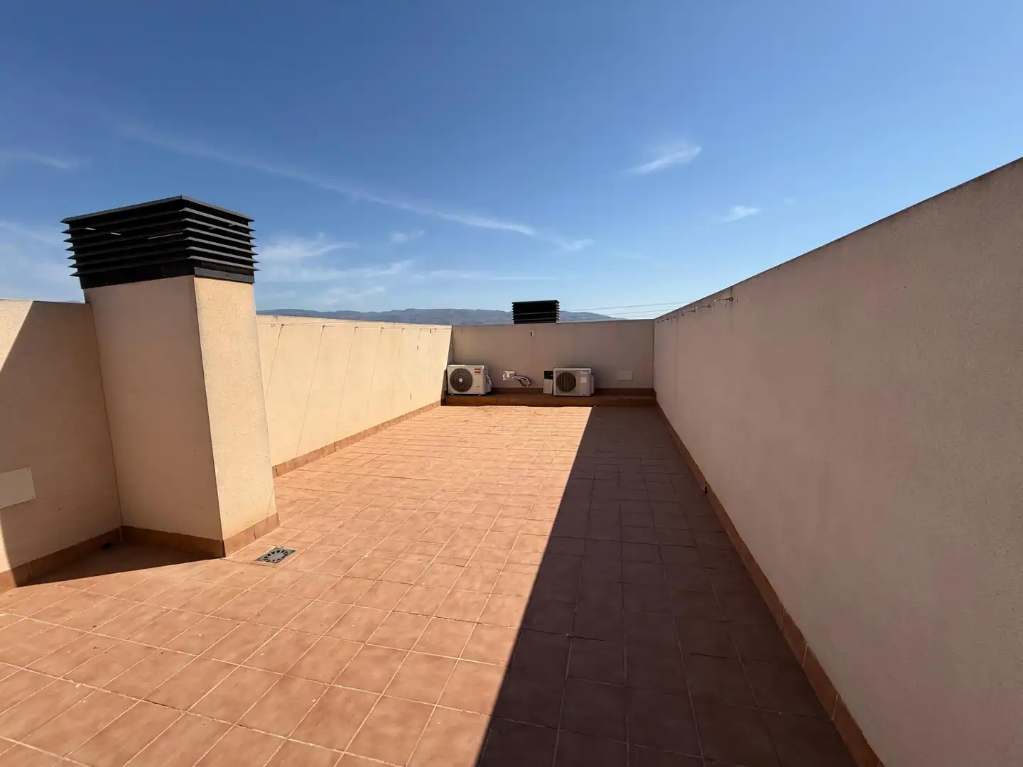 Terrassa de Àtic en venda en Roquetas de Mar amb Terrassa i Moblat