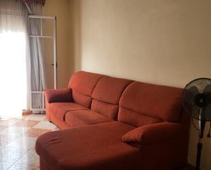 Living room of Flat for sale in Aguilar de la Frontera  with Heating, Terrace and Furnished