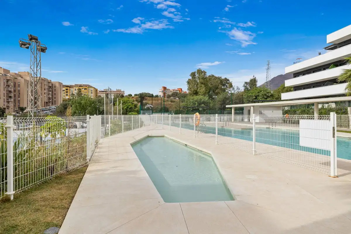 Apartamento con piscina en venta en Estepona Pueblo, imagen 4
