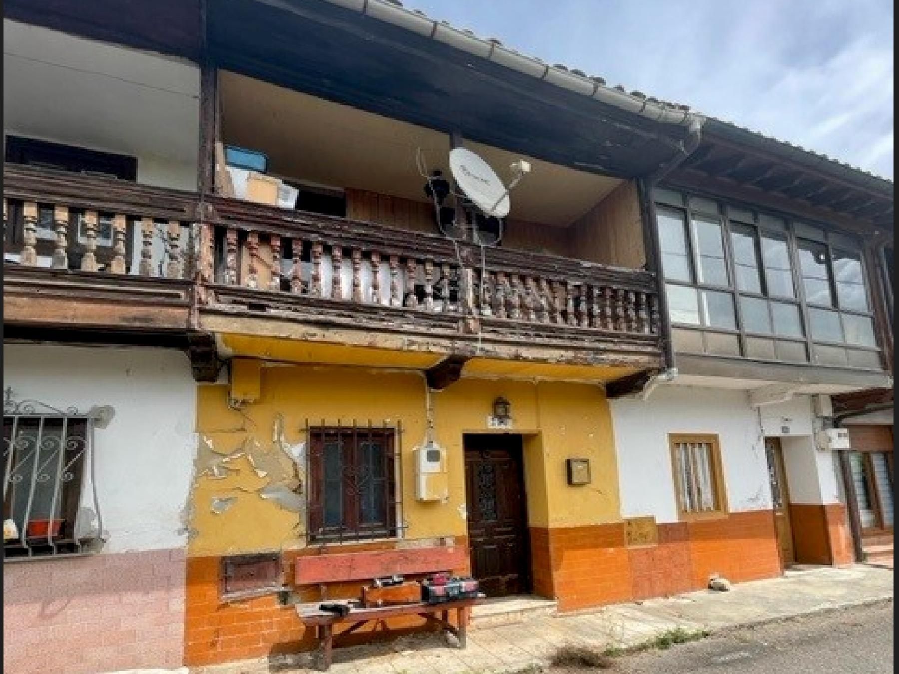 House or chalet for sale in Nava